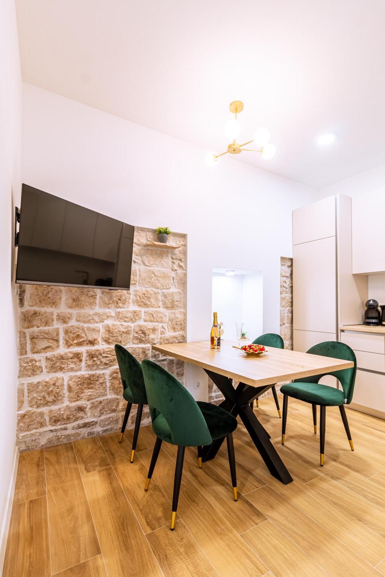 Luxury App Palace Old Town& Studio Green Melody With Terrace Appartement Split Kamer foto