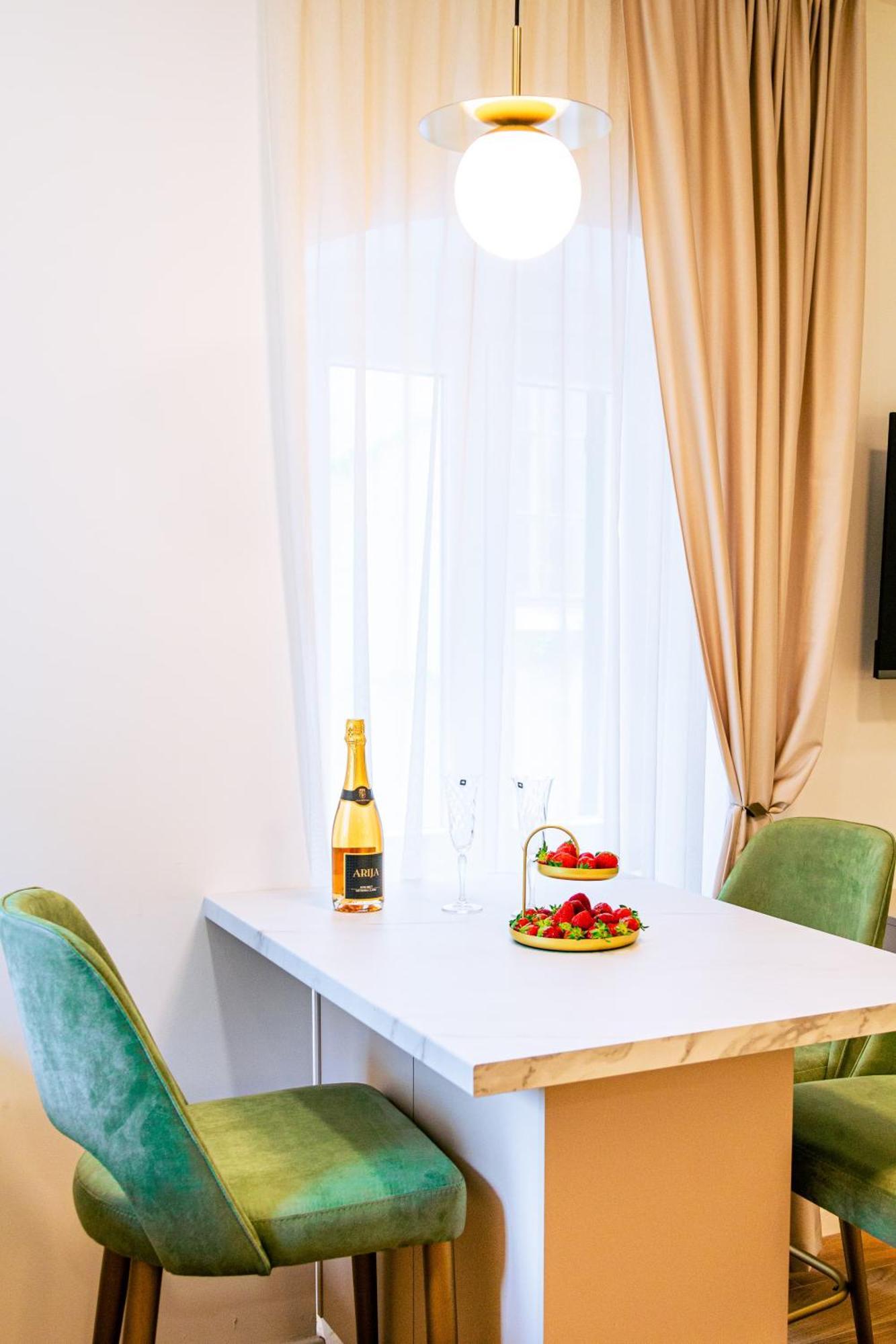 Luxury App Palace Old Town& Studio Green Melody With Terrace Appartement Split Kamer foto