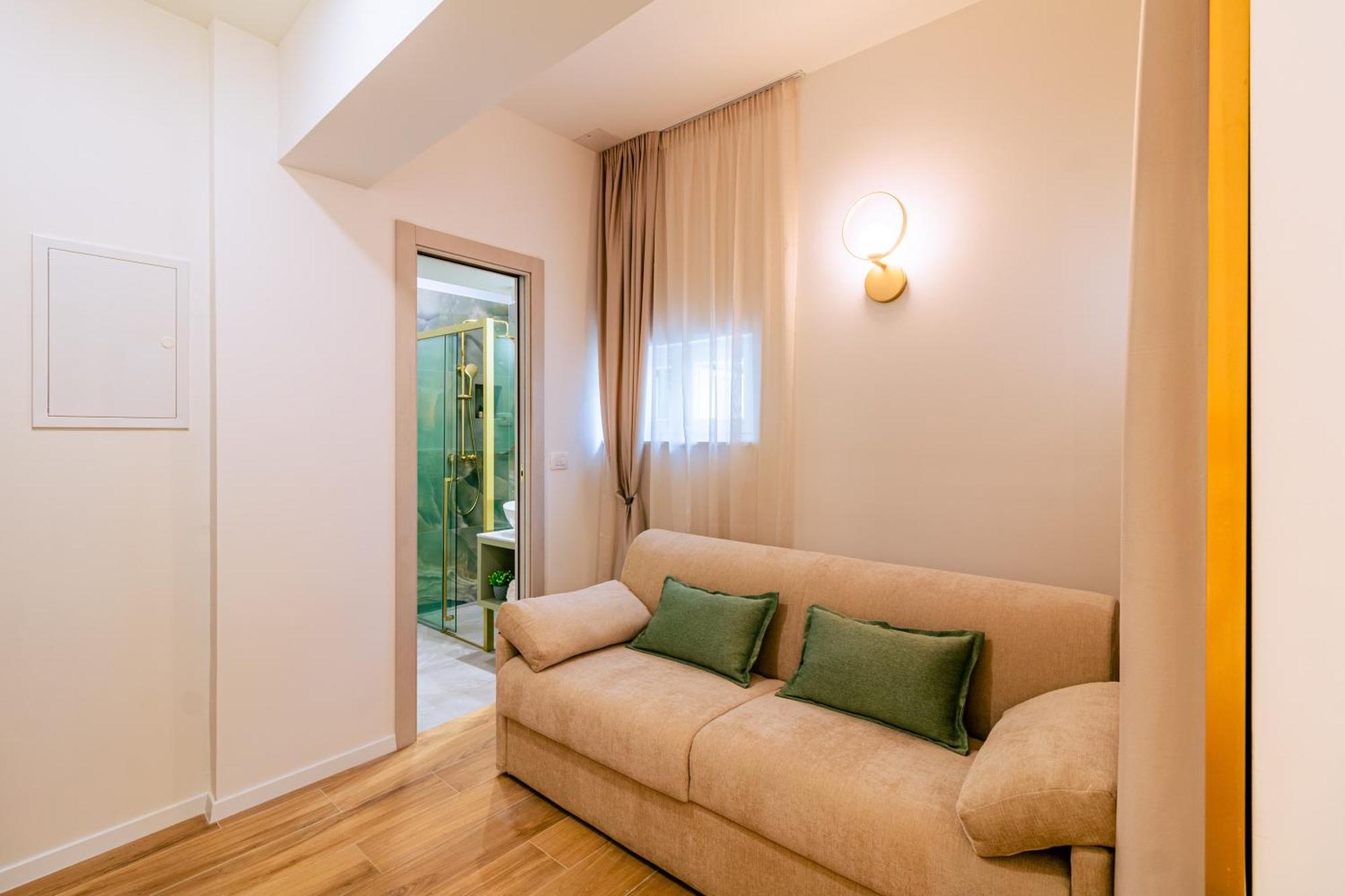 Luxury 2 Bedroom-2 Bathroom Apartment & Studio App With Rooftop Terrace Split Buitenkant foto