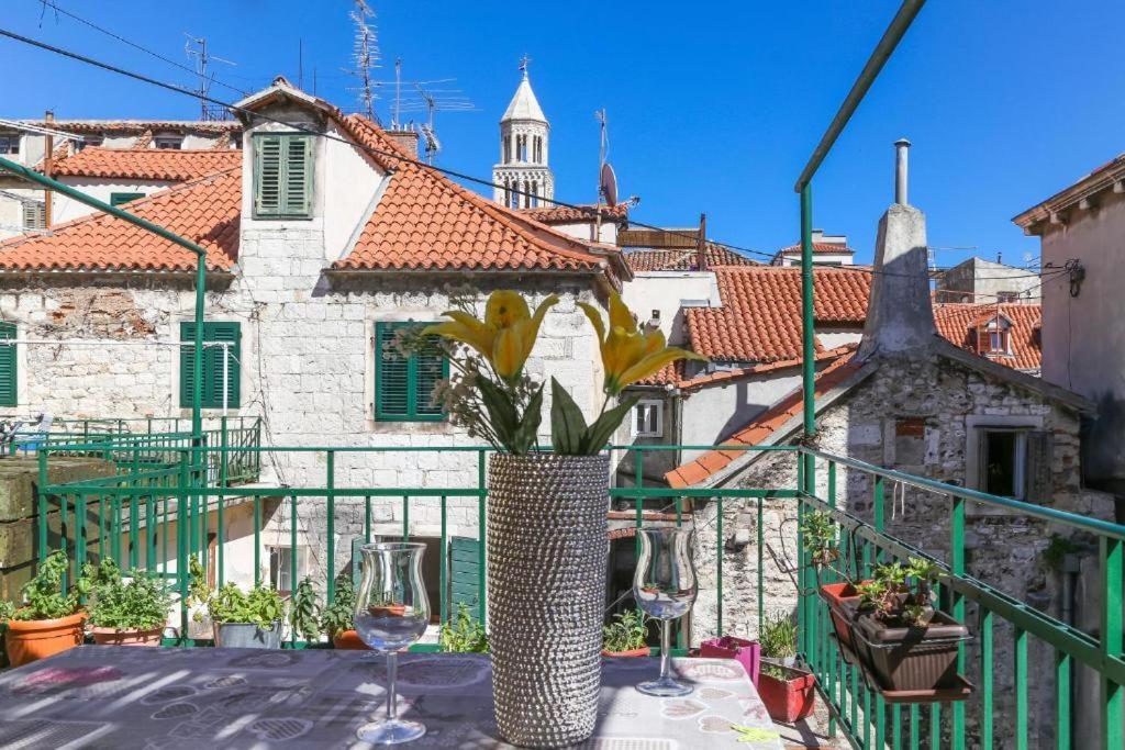 Luxury 2 Bedroom-2 Bathroom Apartment & Studio App With Rooftop Terrace Split Buitenkant foto